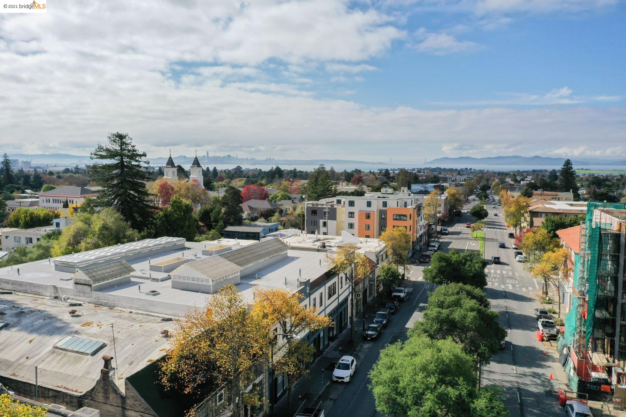 1716 University Ave, BERKELEY, California 94704, ,Comm Ri Multi-units 5+,For Sale,University Ave,40975771