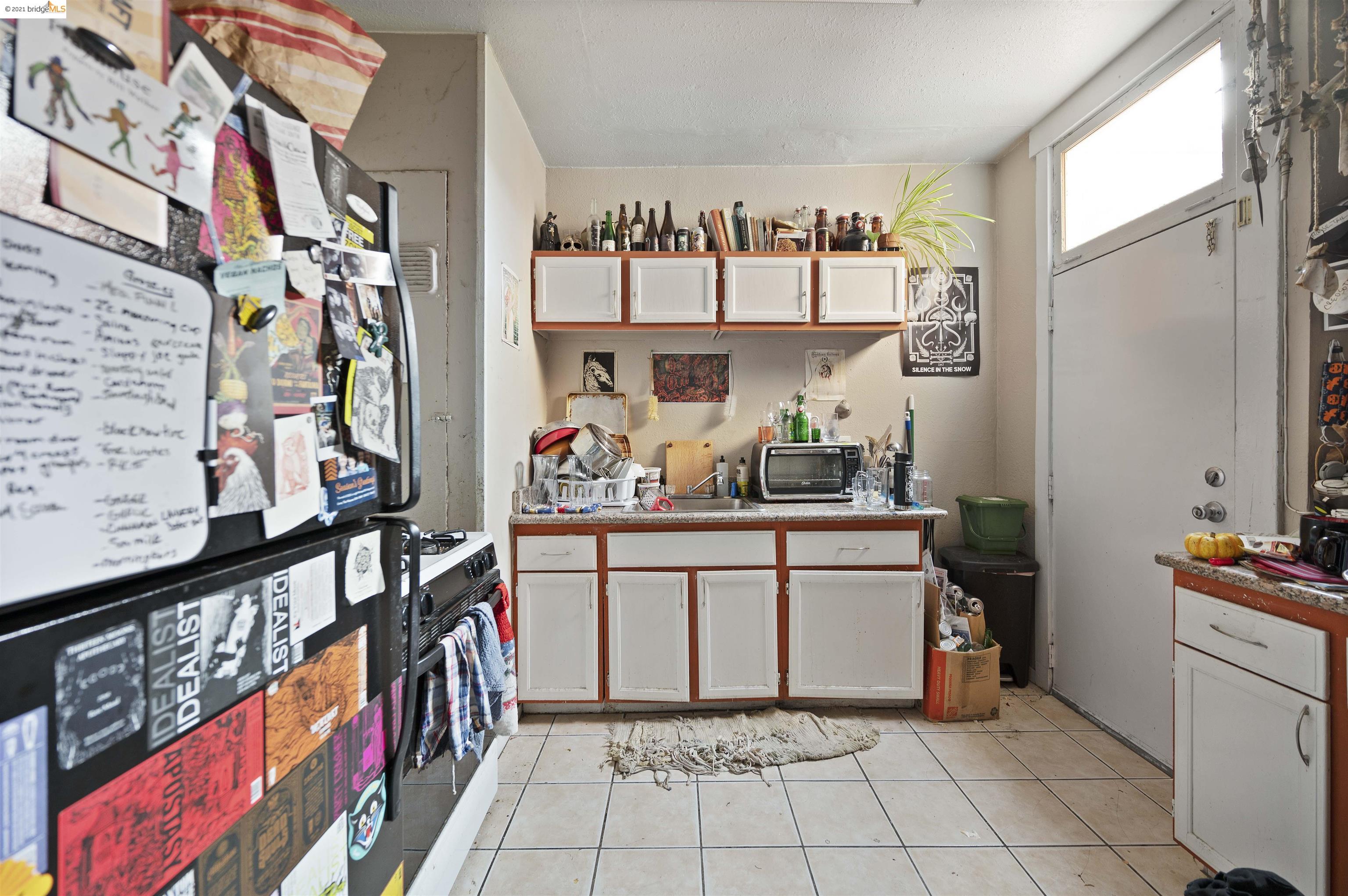 2851 West Street, OAKLAND, California 94608, ,Comm Ri Multi-units 5+,For Sale,West Street,40975797