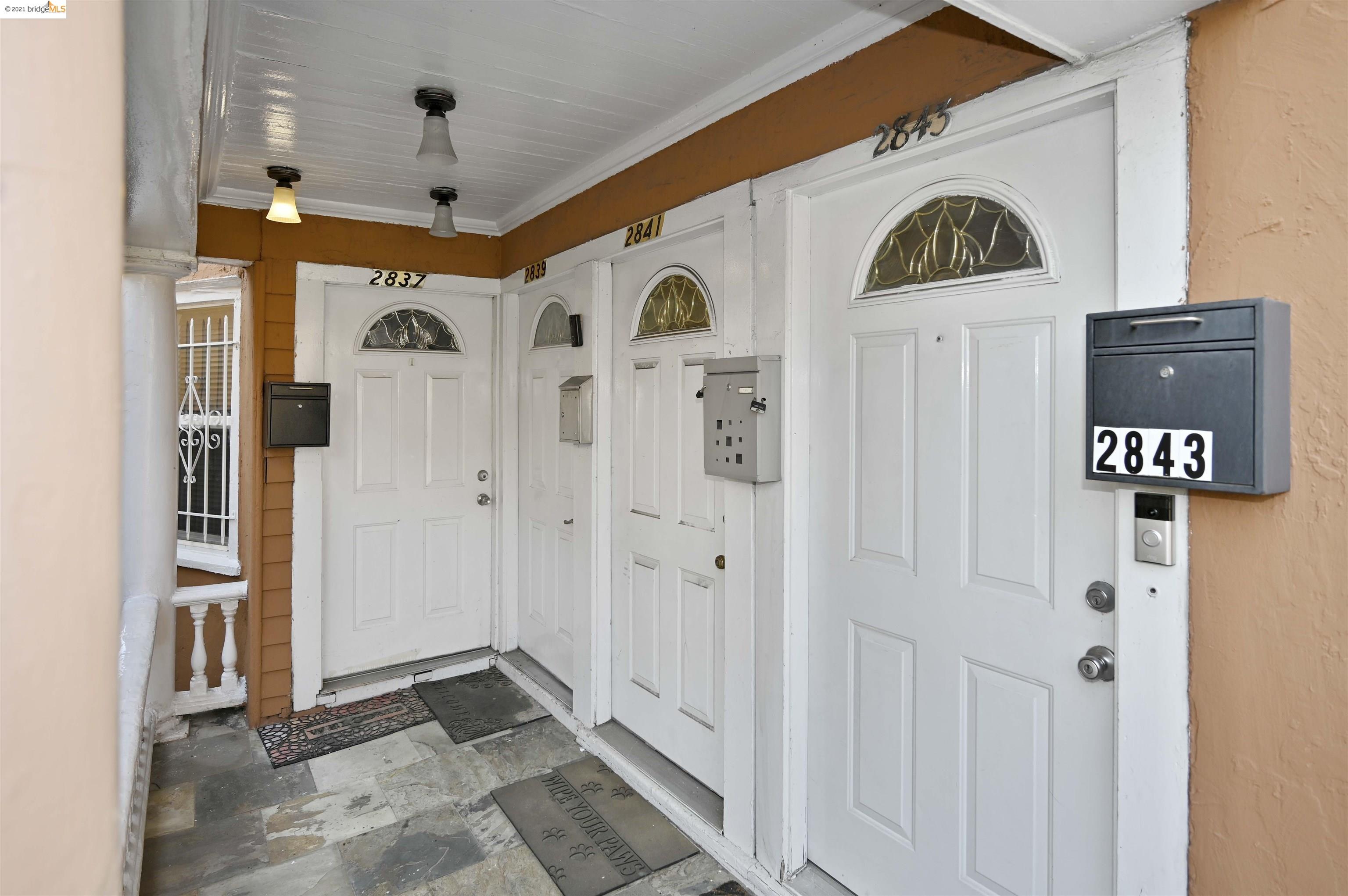 2851 West Street, OAKLAND, California 94608, ,Comm Ri Multi-units 5+,For Sale,West Street,40975797