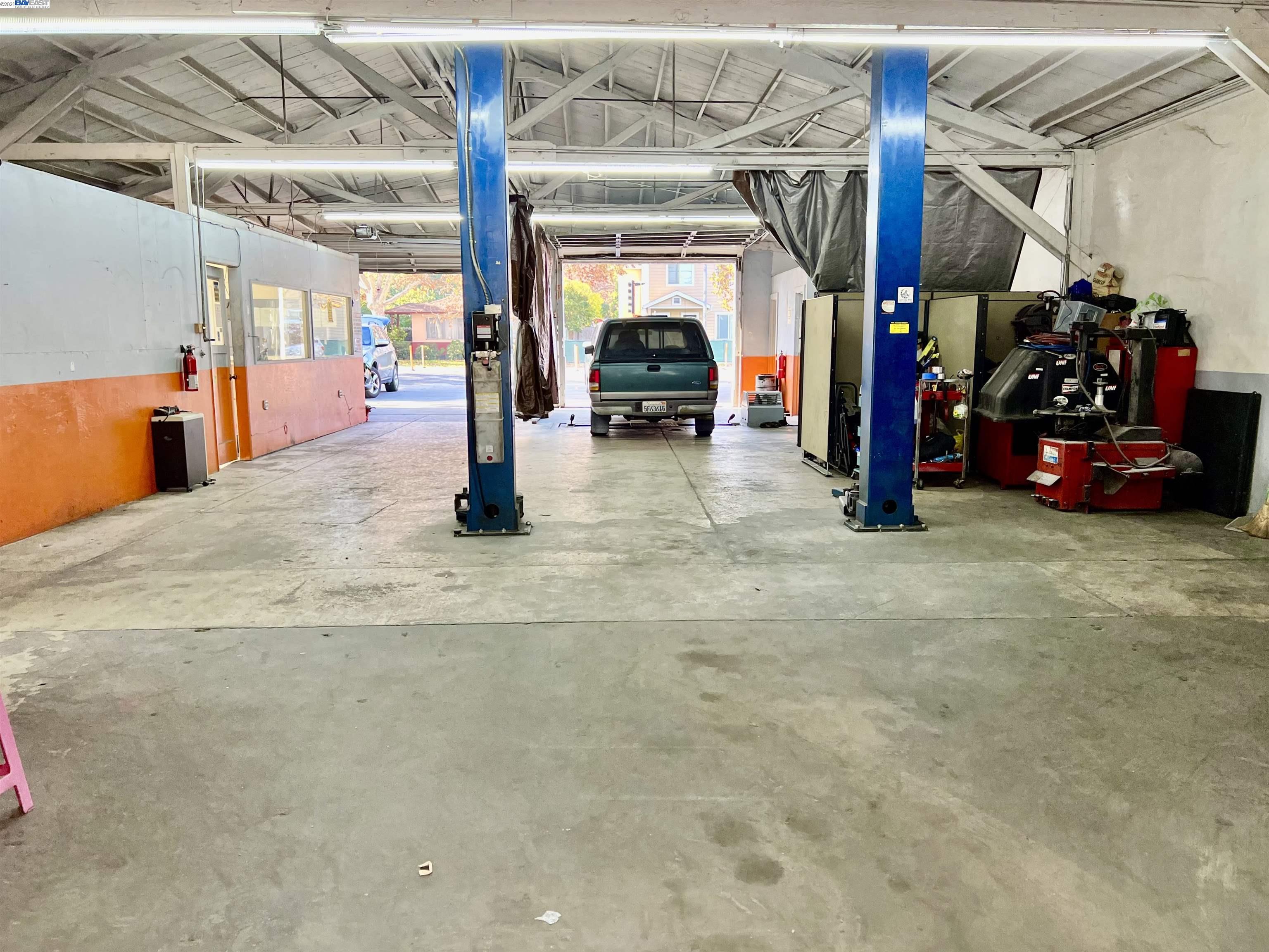 976 4Th St, SAN JOSE, California 95112, ,Comm Industrial For Sale,For Sale,4Th St,40975803