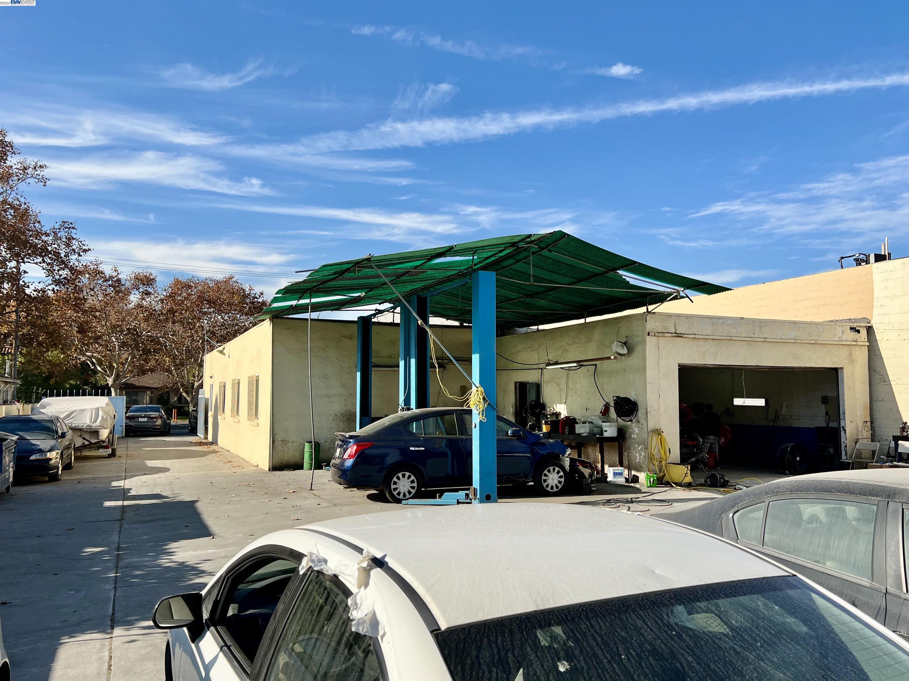 976 4Th St, SAN JOSE, California 95112, ,Comm Industrial For Sale,For Sale,4Th St,40975803