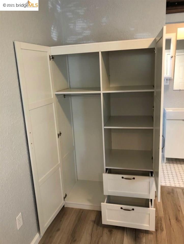 315 1/2 Elm St, LODI, California 95240, ,Comm Ri Multi-units 5+,For Sale,1/2 Elm St,40976015