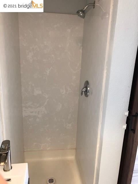 315 1/2 Elm St, LODI, California 95240, ,Comm Ri Multi-units 5+,For Sale,1/2 Elm St,40976015