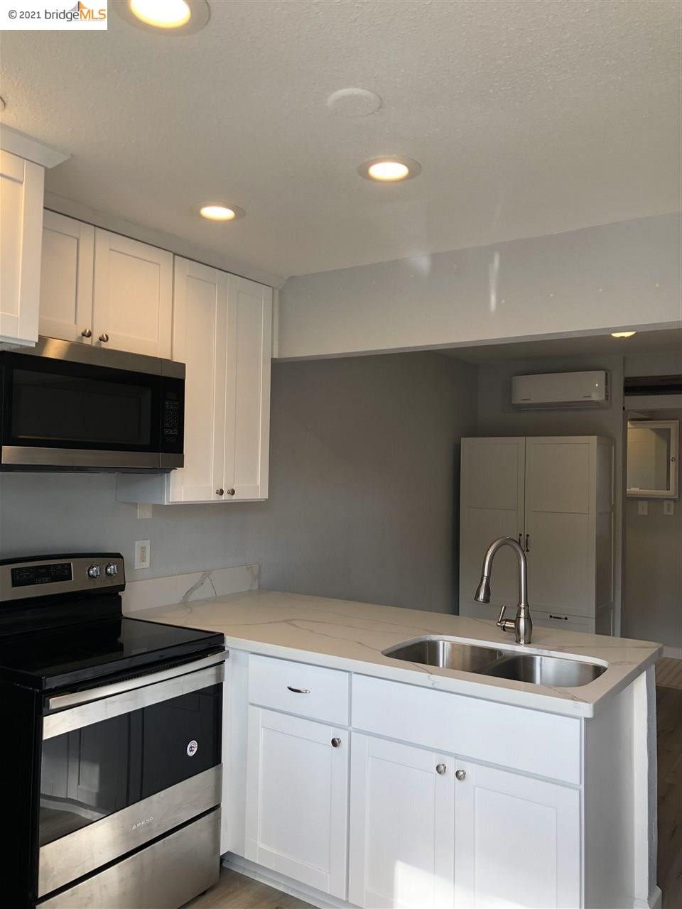 315 1/2 Elm St, LODI, California 95240, ,Comm Ri Multi-units 5+,For Sale,1/2 Elm St,40976015