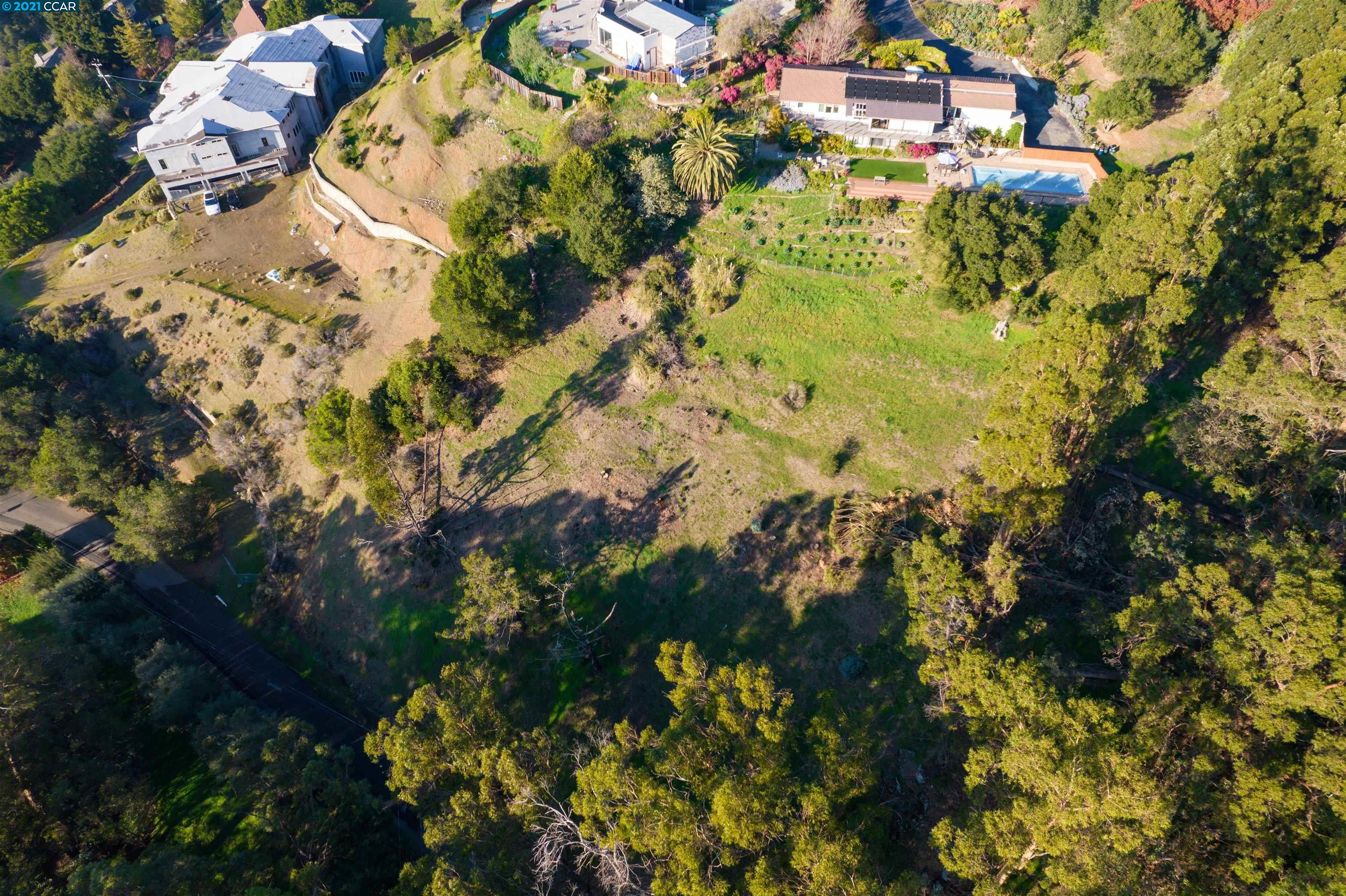 11388 Lochard St, OAKLAND, California 94605, ,Lots And Land,For Sale,Lochard St,40976028