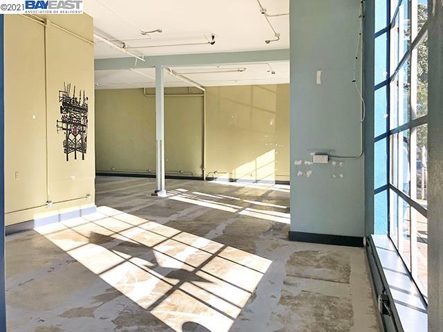 701 Cortland Ave, SAN FRANCISCO, California 94110, ,Comm Industrial For Lease,For Rent,Cortland Ave,40976027
