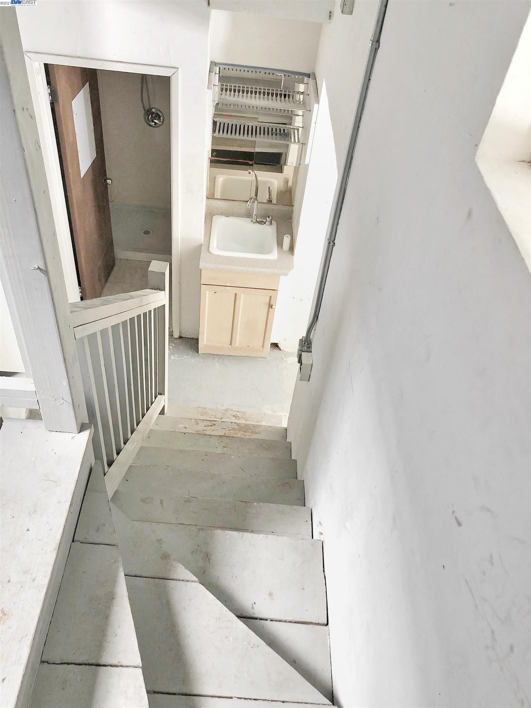 701 Cortland Ave, SAN FRANCISCO, California 94110, ,Comm Industrial For Lease,For Rent,Cortland Ave,40976027