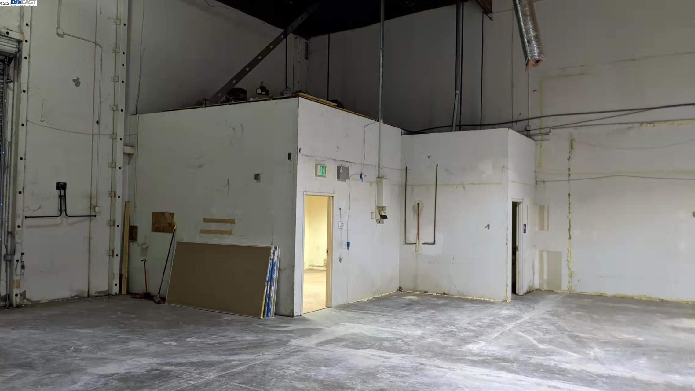 4646 Qantas Lane, Suite B-13, STOCKTON, California 95206, ,Comm Industrial For Sale,For Sale,Qantas Lane, Suite B-13,40976068