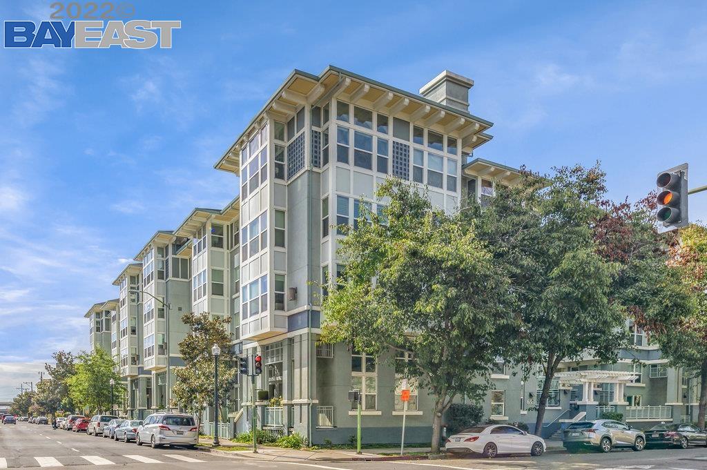 More Details about MLS # 41012731 : 655 12TH ST # 211