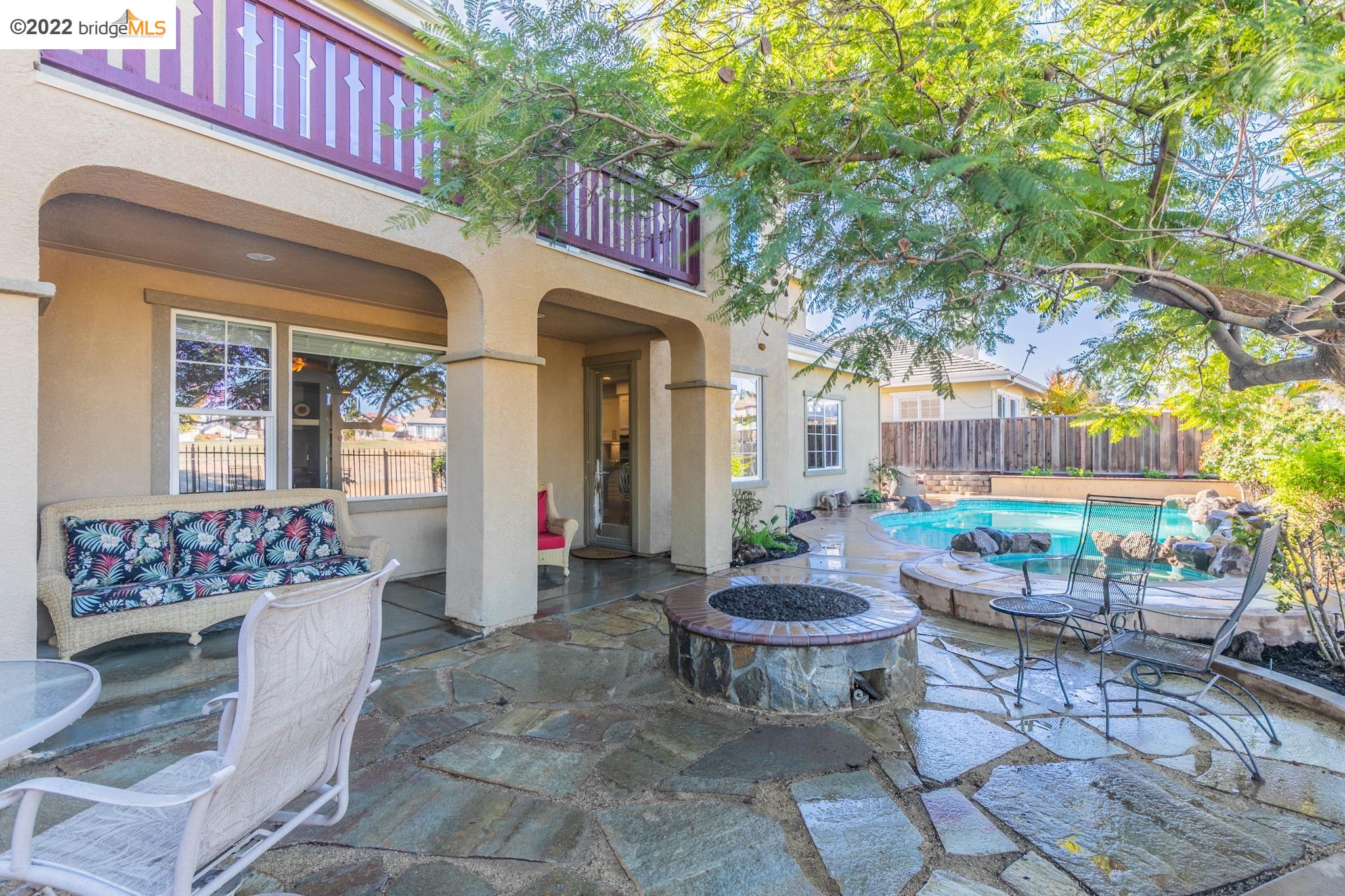 556 Lakeview Drive