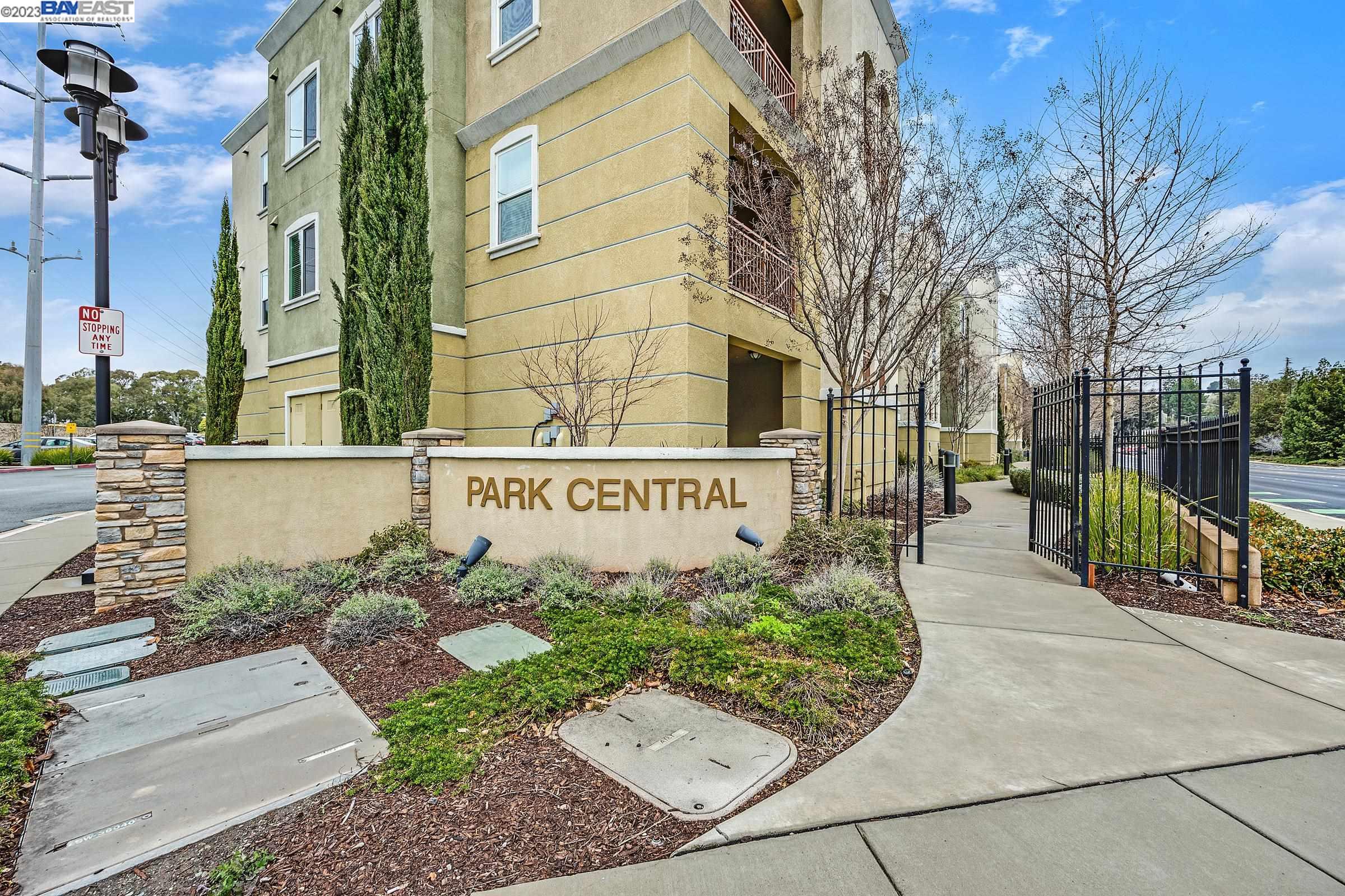 More Details about MLS # 41018960 : 4700 NORRIS CANYON DR # 205