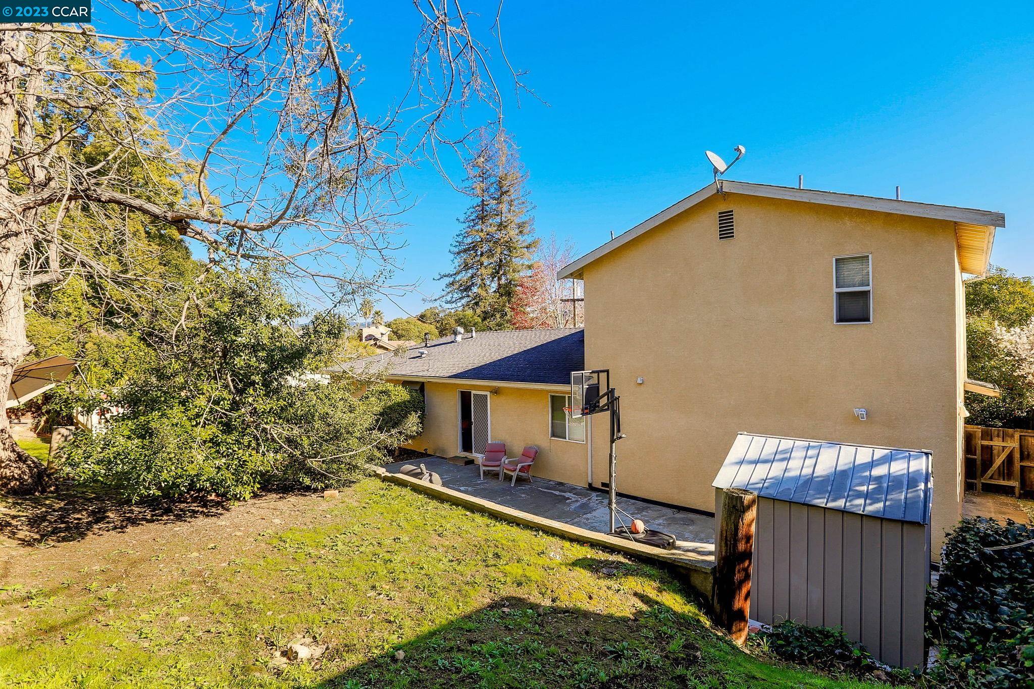 2547 La Don Ct Castro Valley CA 94546 Active