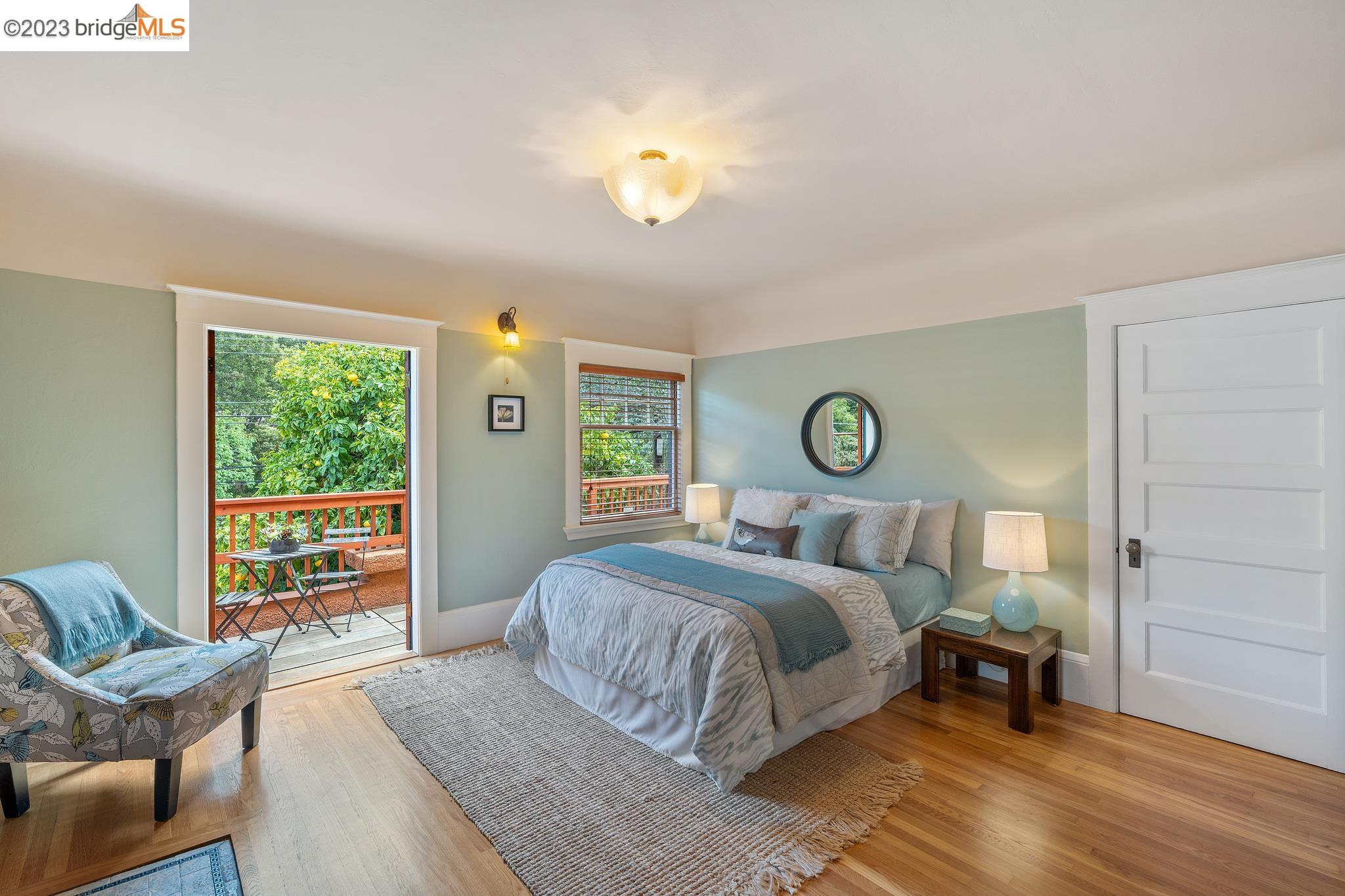 property-img