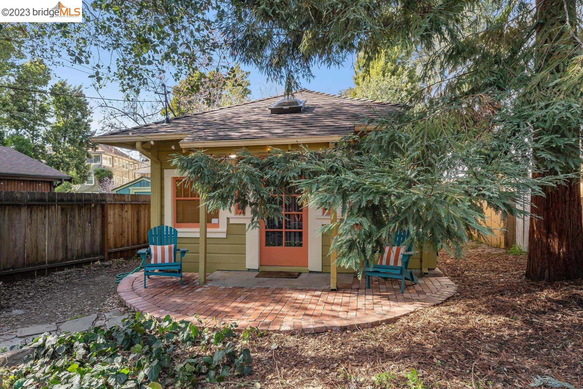 property-img