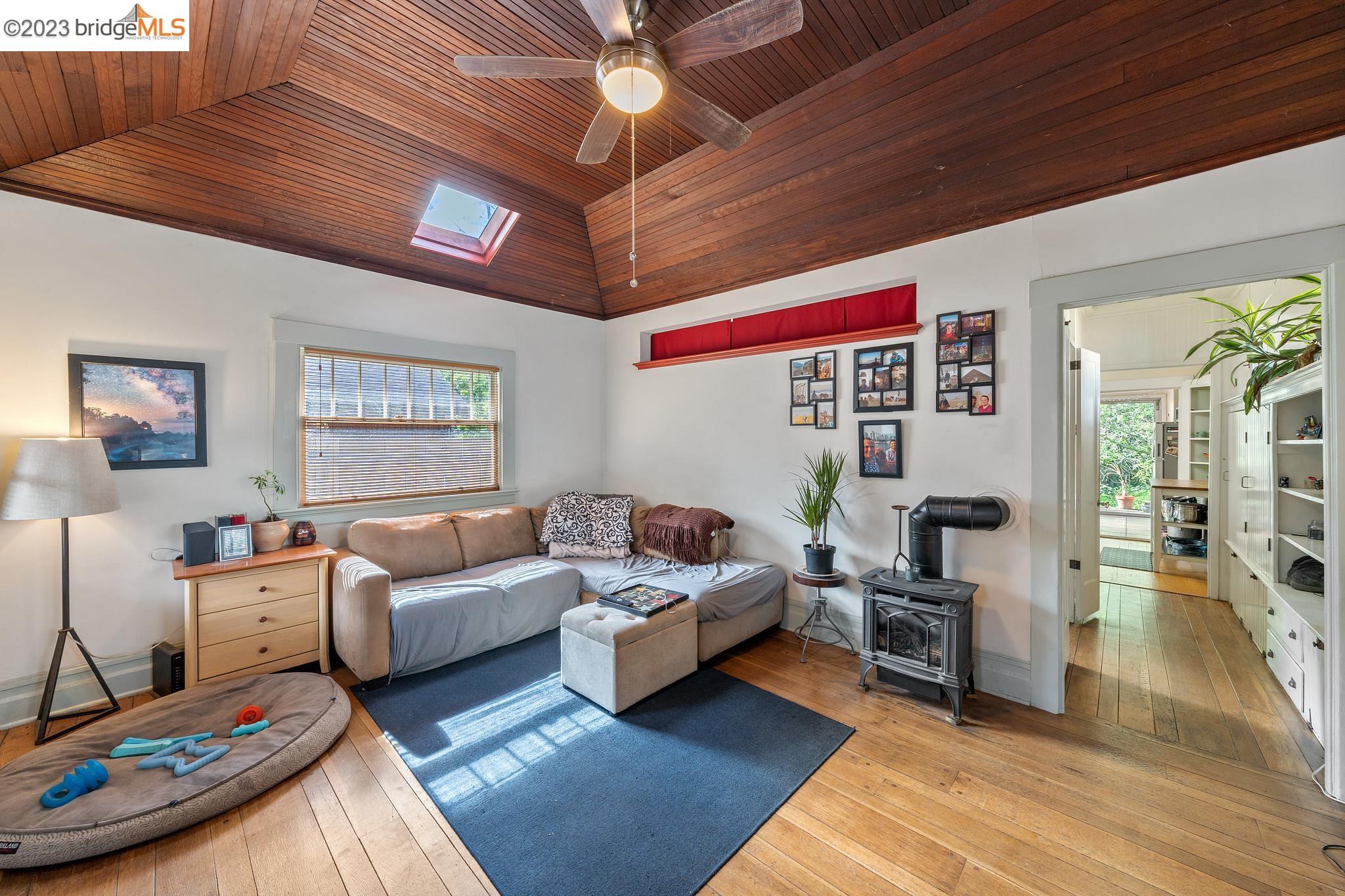 property-img