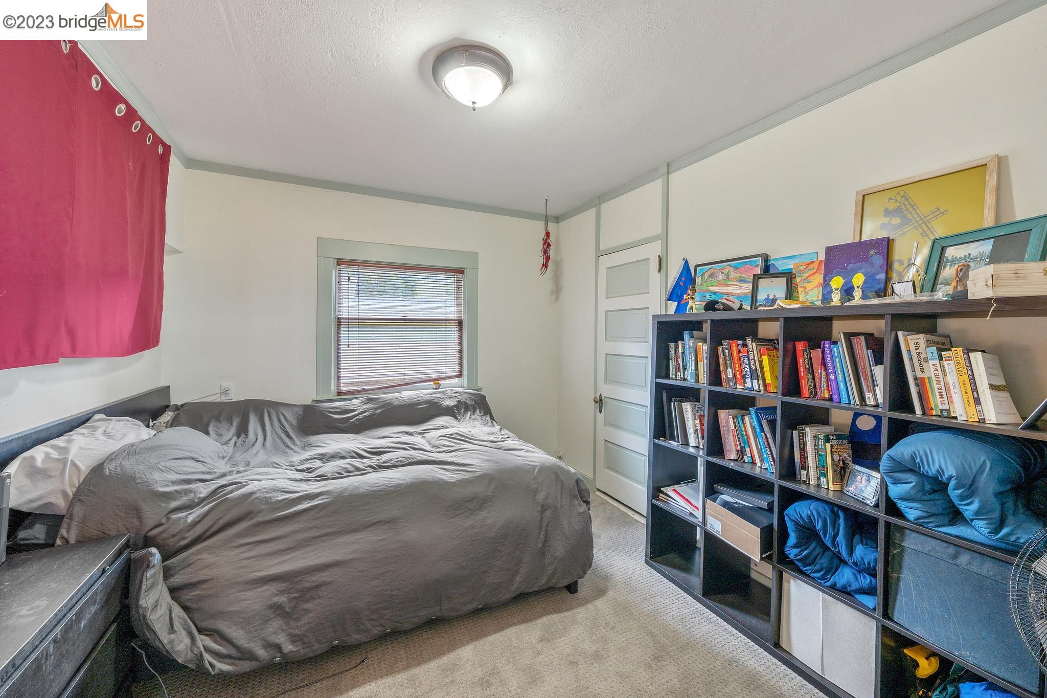 property-img