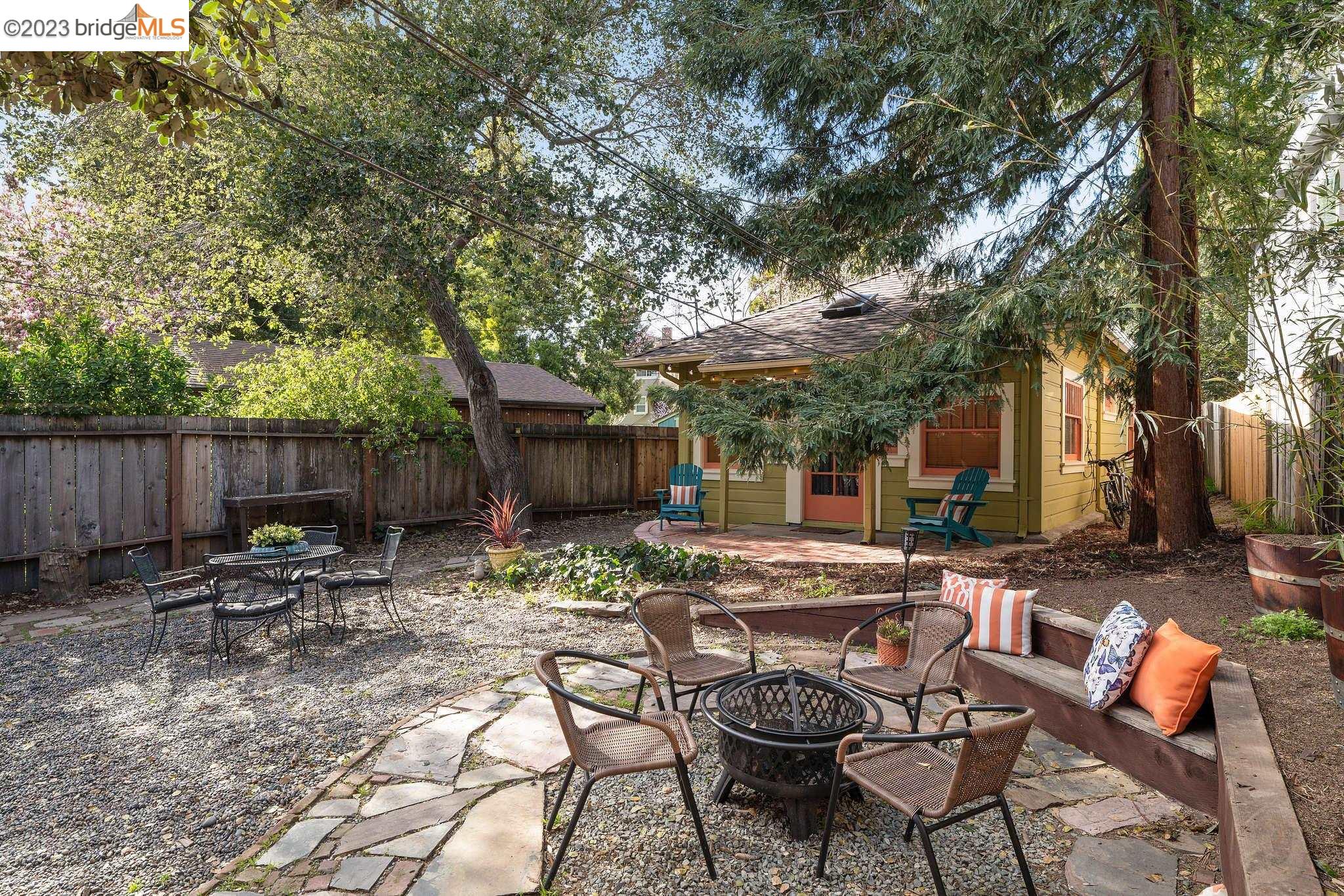 property-img