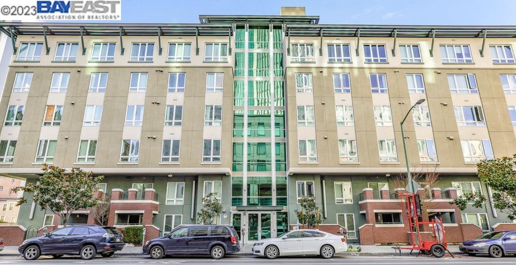 More Details about MLS # 41020914 : 1511 JEFFERSON STREET # 311