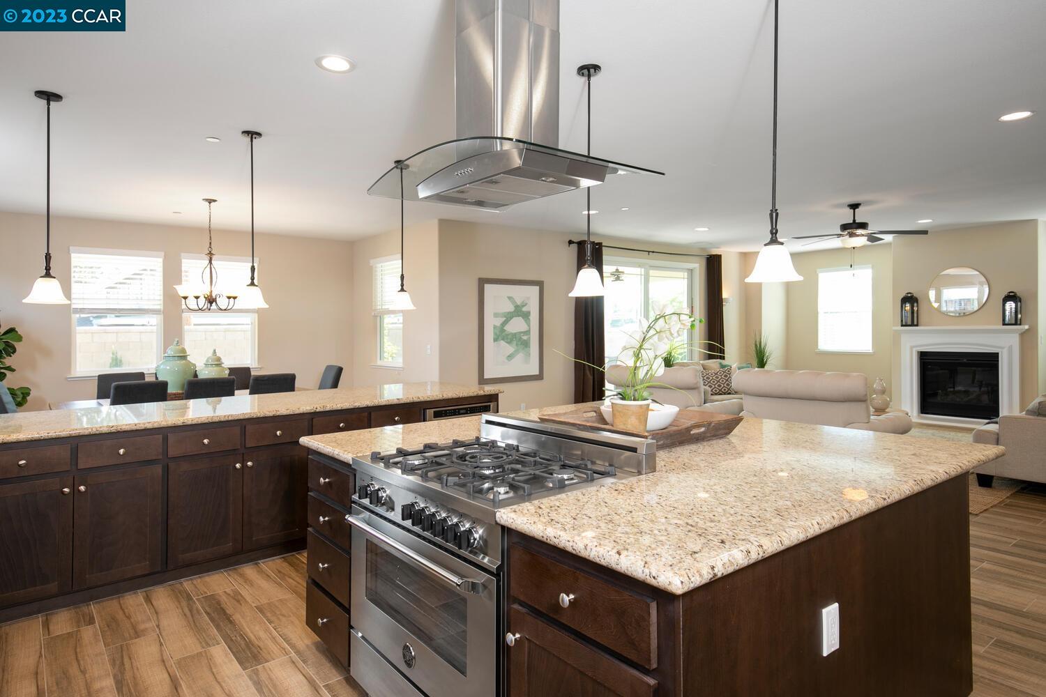 3886 Callie Ct, Concord, CA 94521