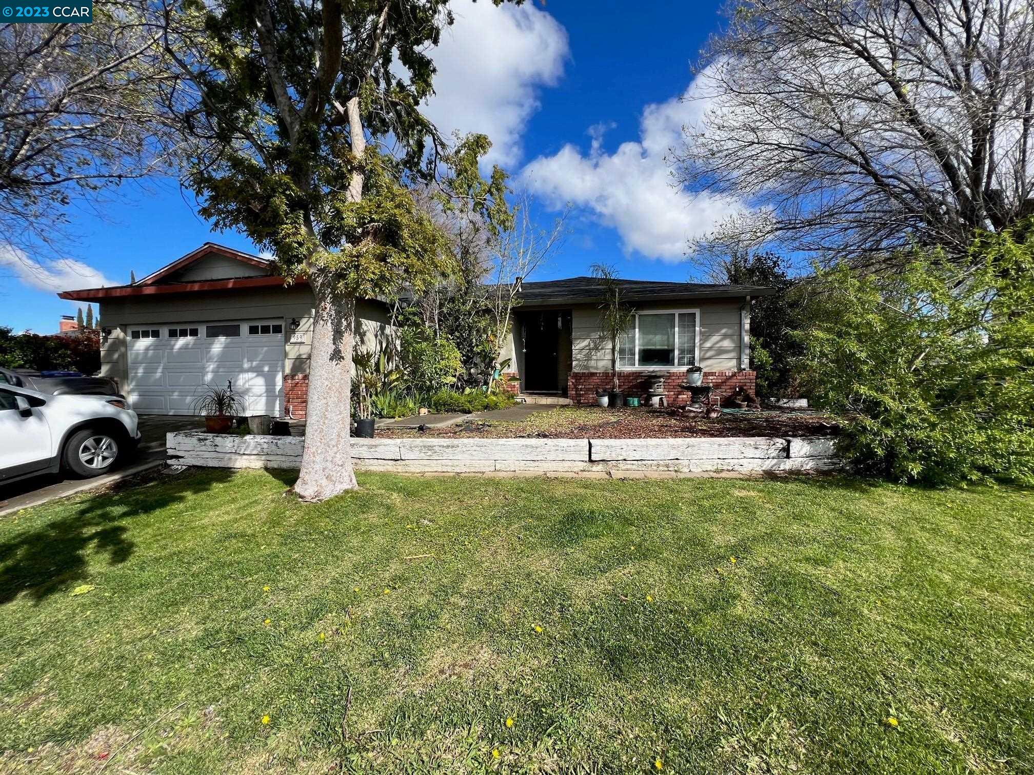959 Jewett Ave, Pittsburg, CA 94565