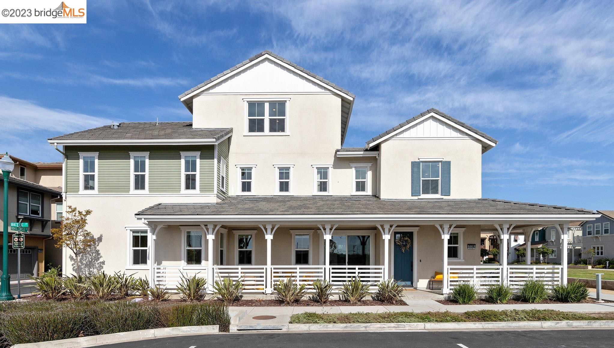 2738 Bette St, Alameda, CA 94501
