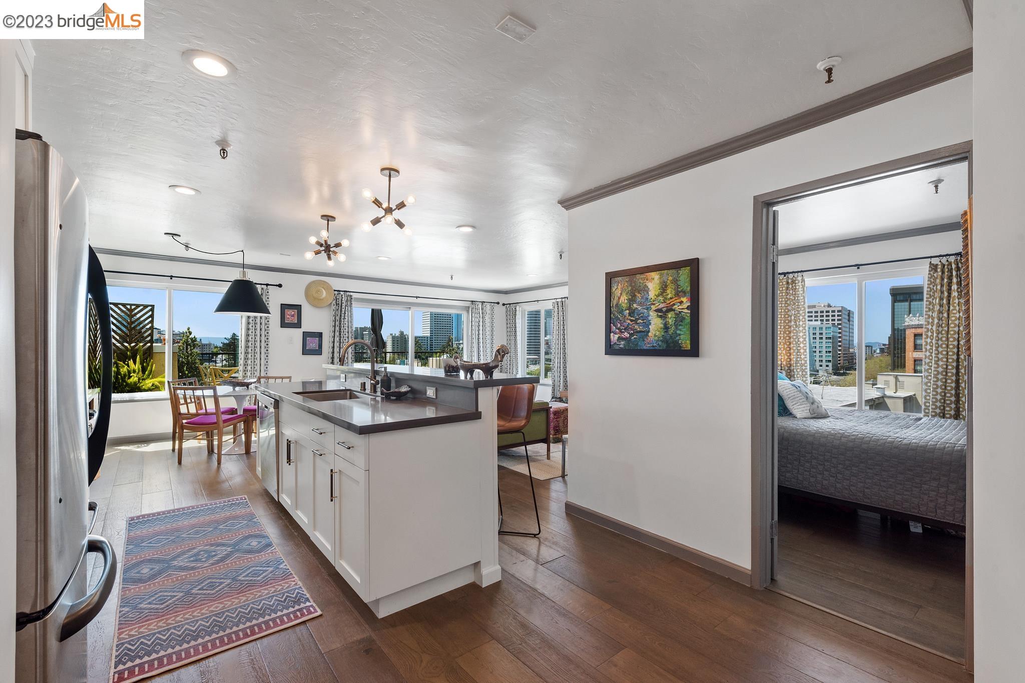 325 Lenox Ave 502, Oakland, CA 94610