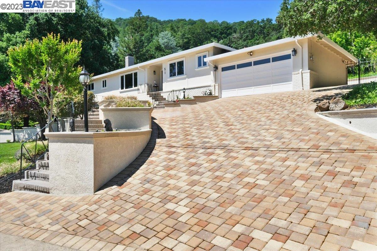 51 Golf Rd, Pleasanton, CA 94566