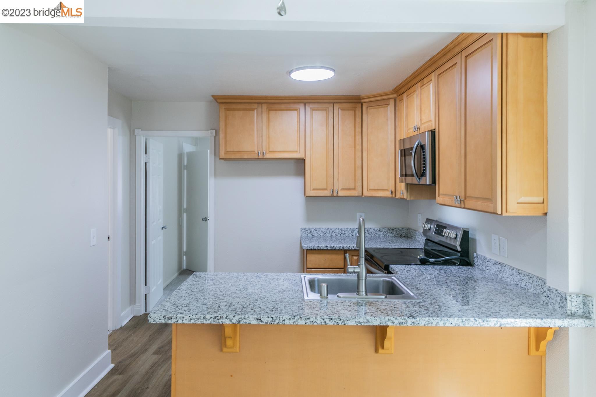 229 San Joaquin Ave