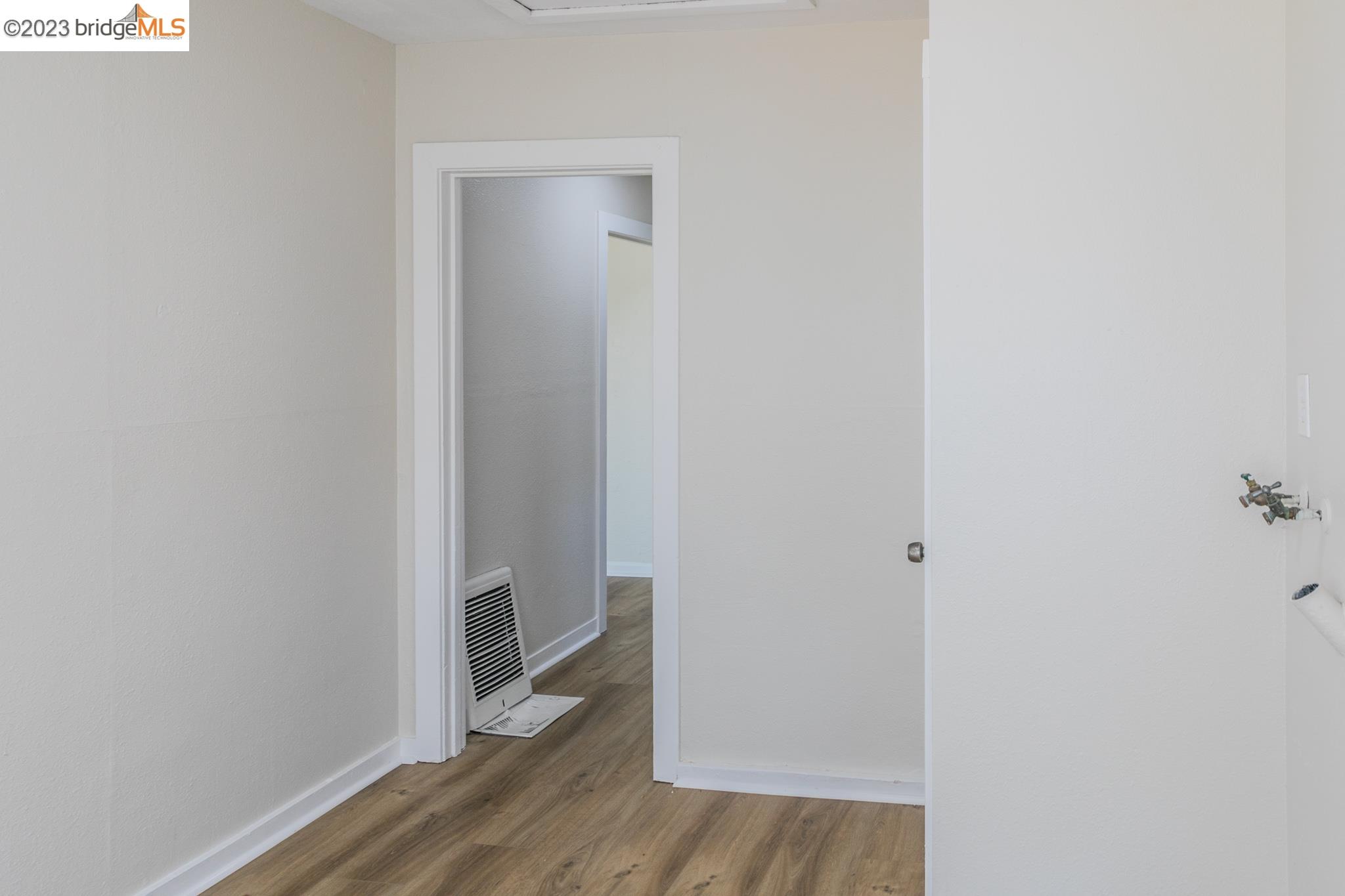 229 San Joaquin Ave