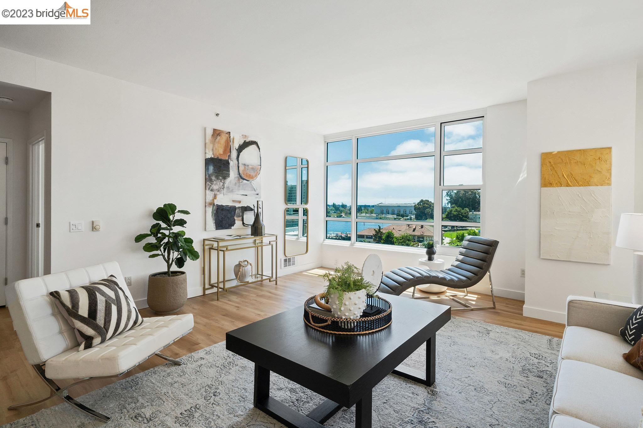 More Details about MLS # 41027852 : 1 LAKESIDE DRIVE # 604
