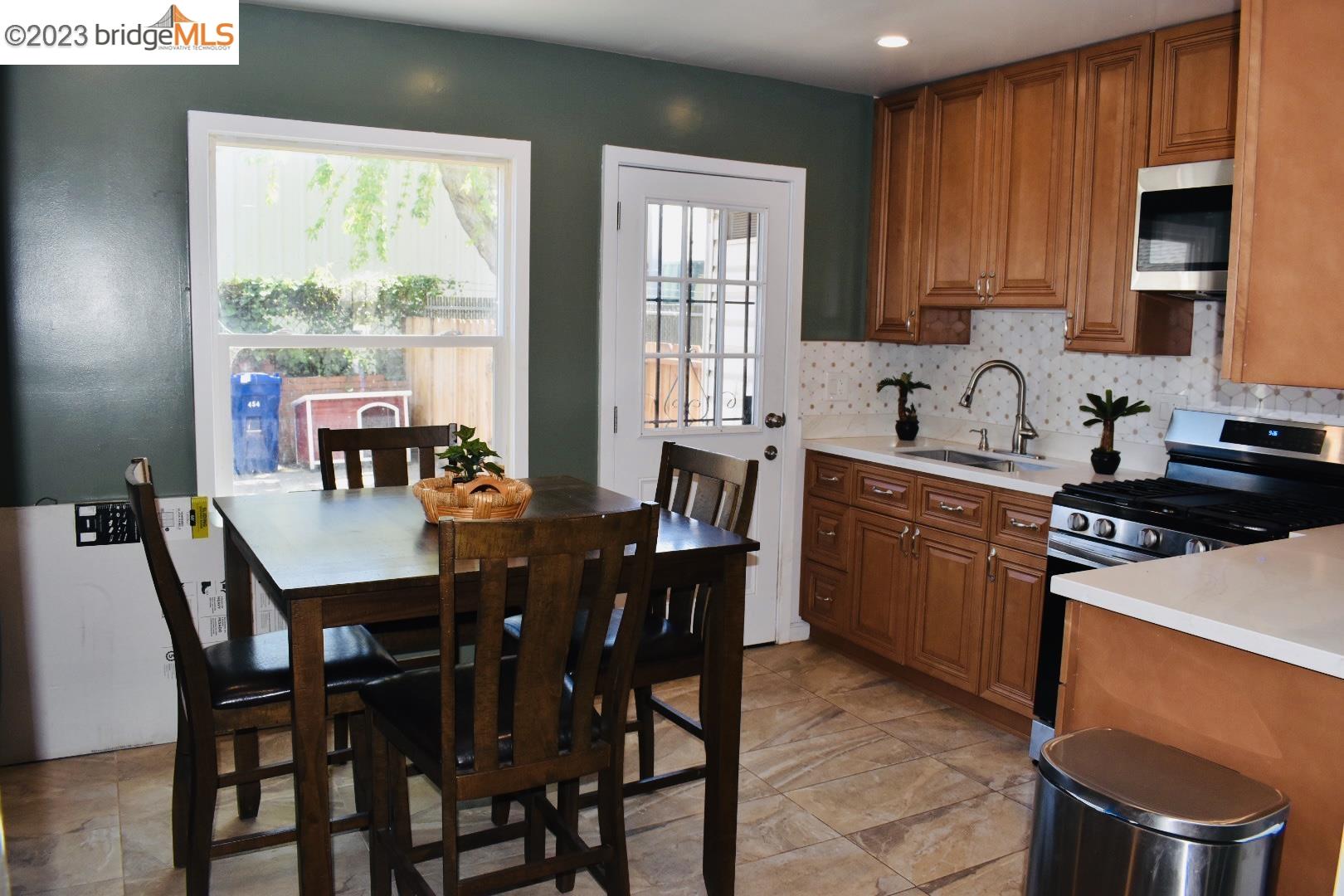 Photo #3: 41028336 Listing 