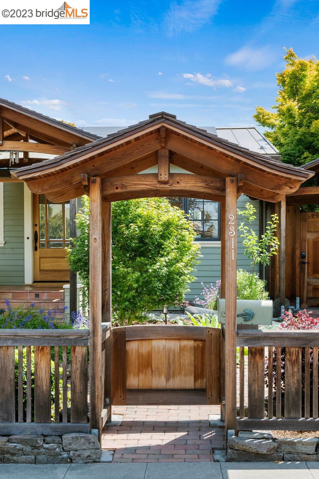 2311 Edwards St, Berkeley, CA 94702