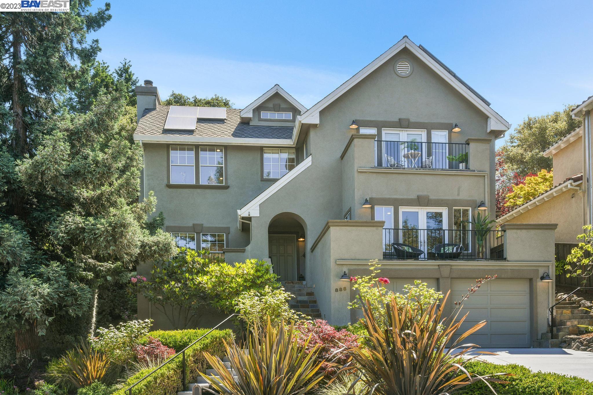 888 MOUNTAIN BOULEVARD