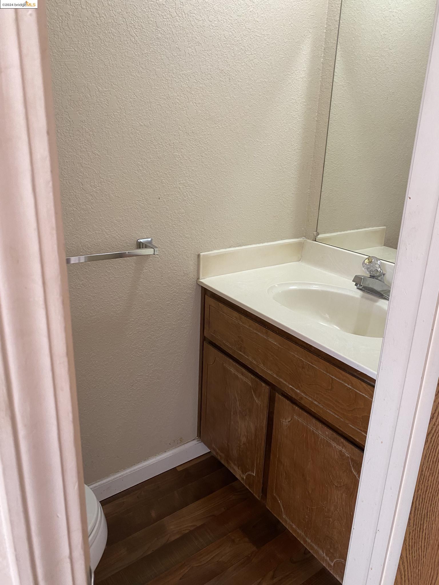 Detail Gallery Image 16 of 33 For 384 S 11th St, San Jose,  CA 95112 - 2 Beds | 2/1 Baths