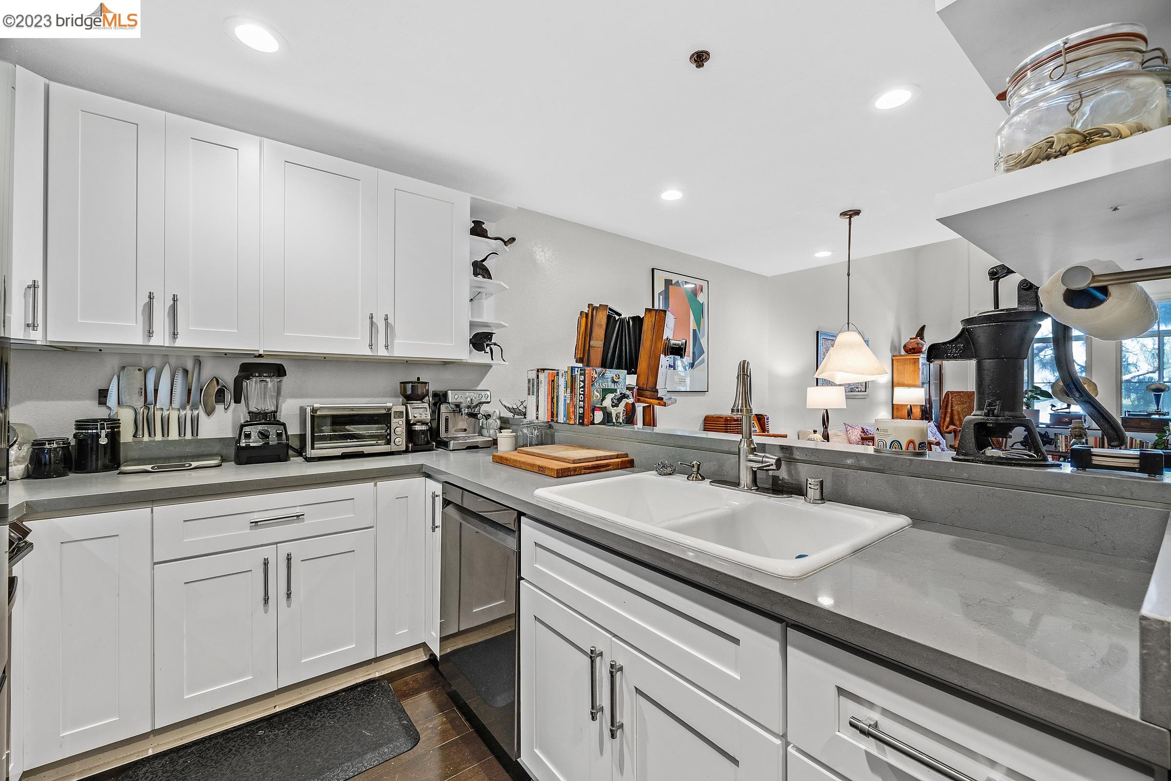 535 Pierce St 1311