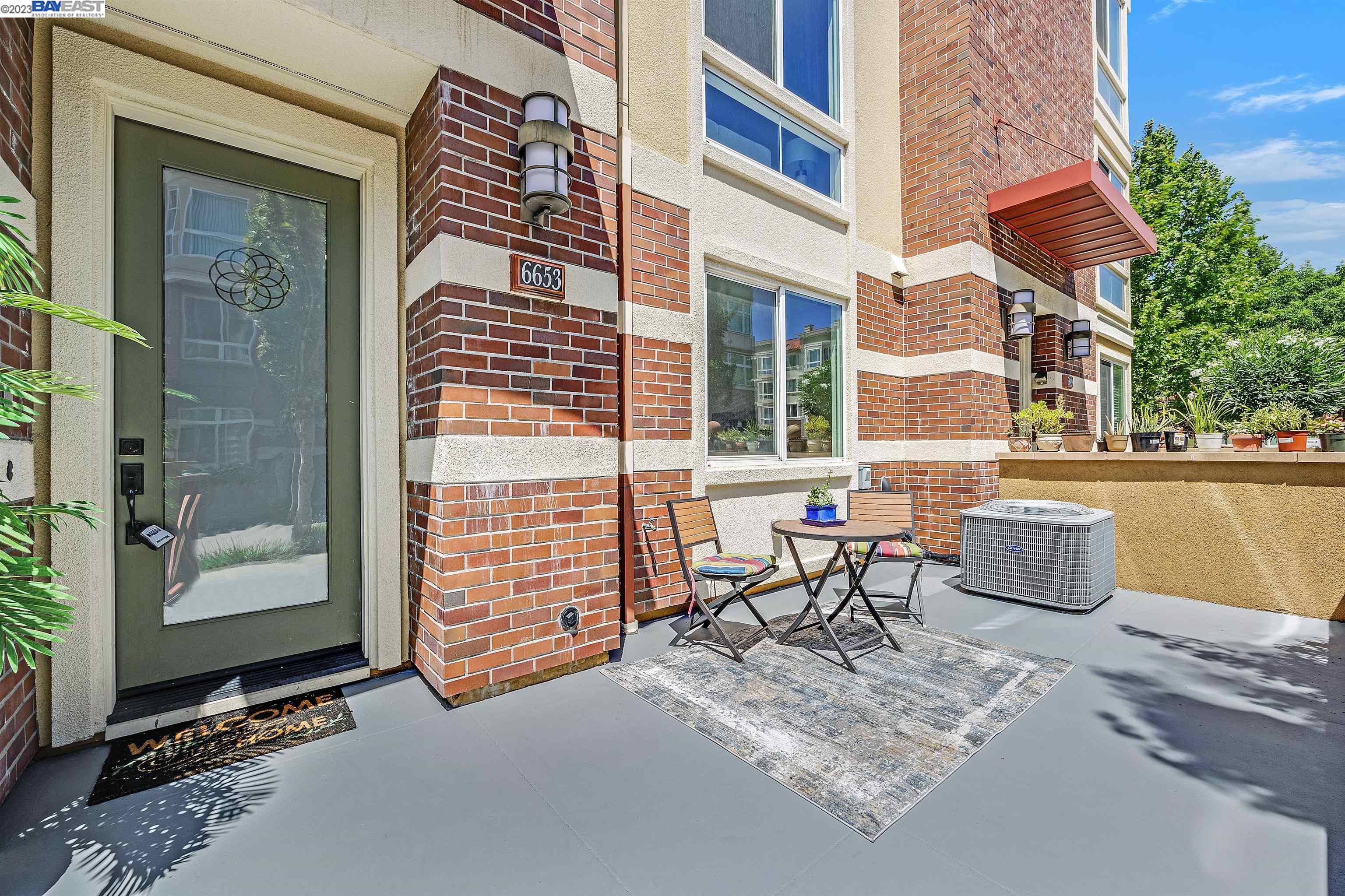 East Bay Condos For Sale East Bay Condo Mania!