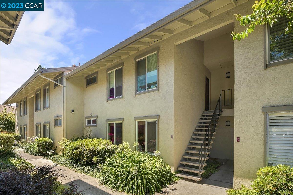 More Details about MLS # 41036554 : 2560 WALNUT BLVD # 9
