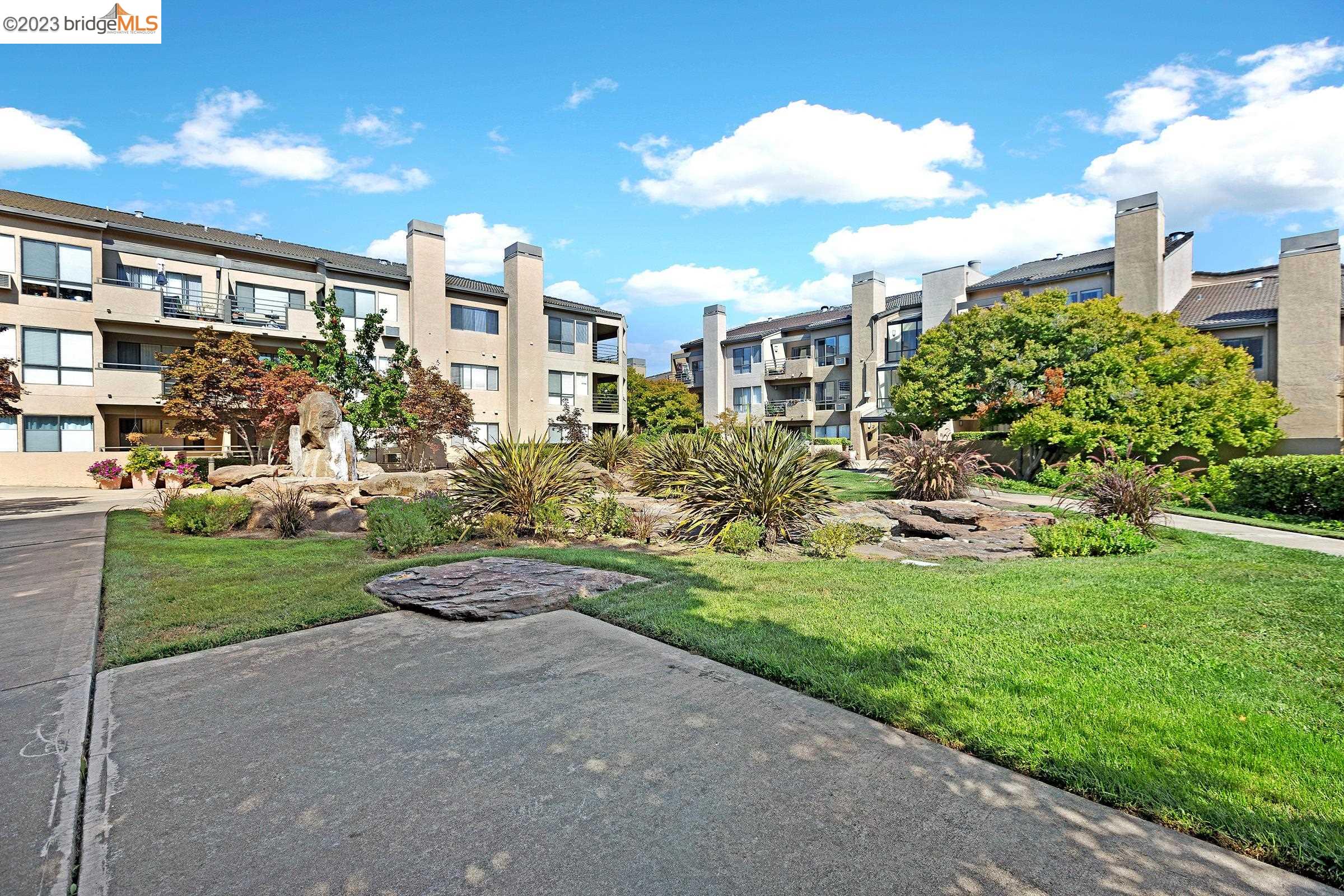 39034 Guardino Dr 203