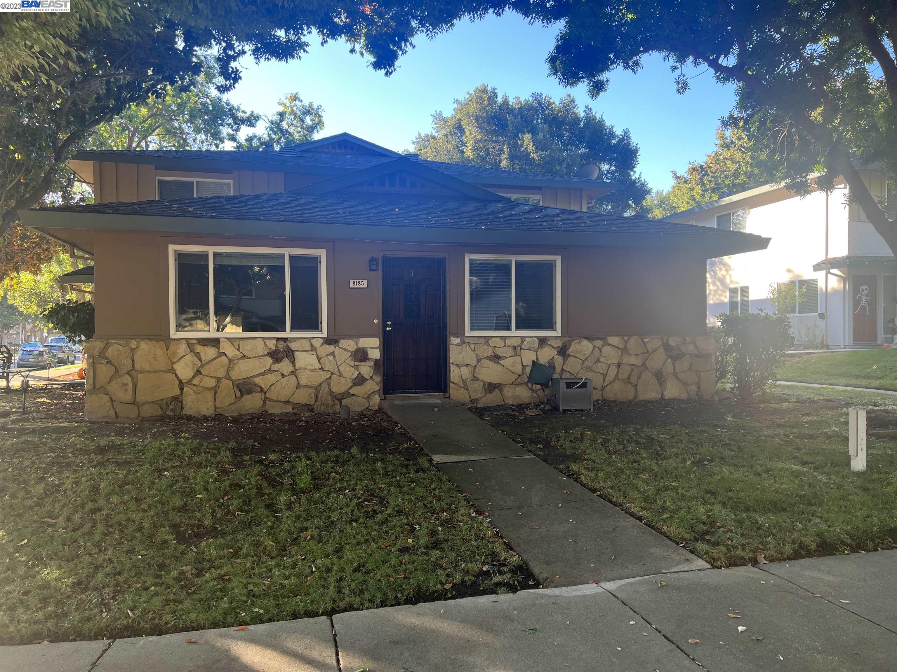 Browse active condo listings in LAGUNA VISTA