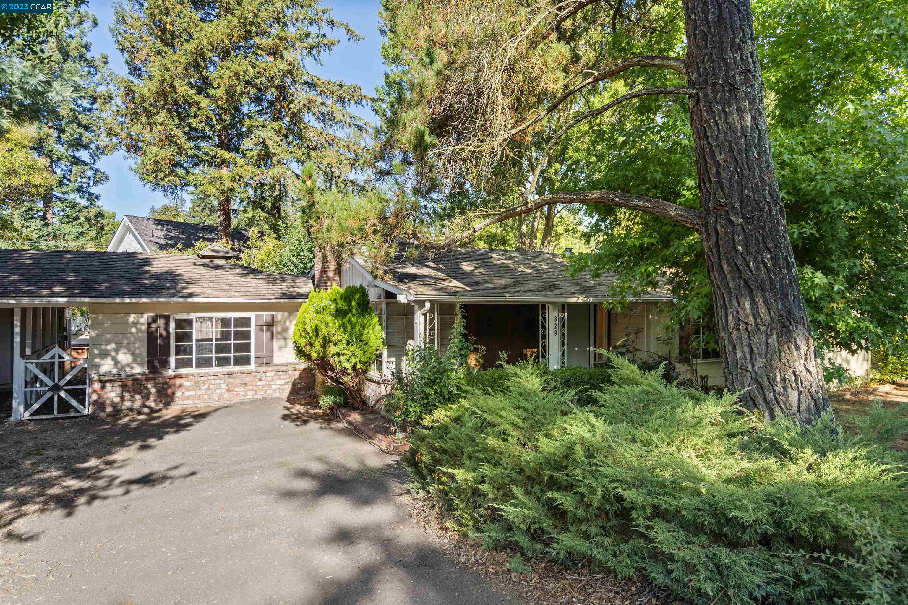 329 Glorietta Blvd, Orinda, CA 94563