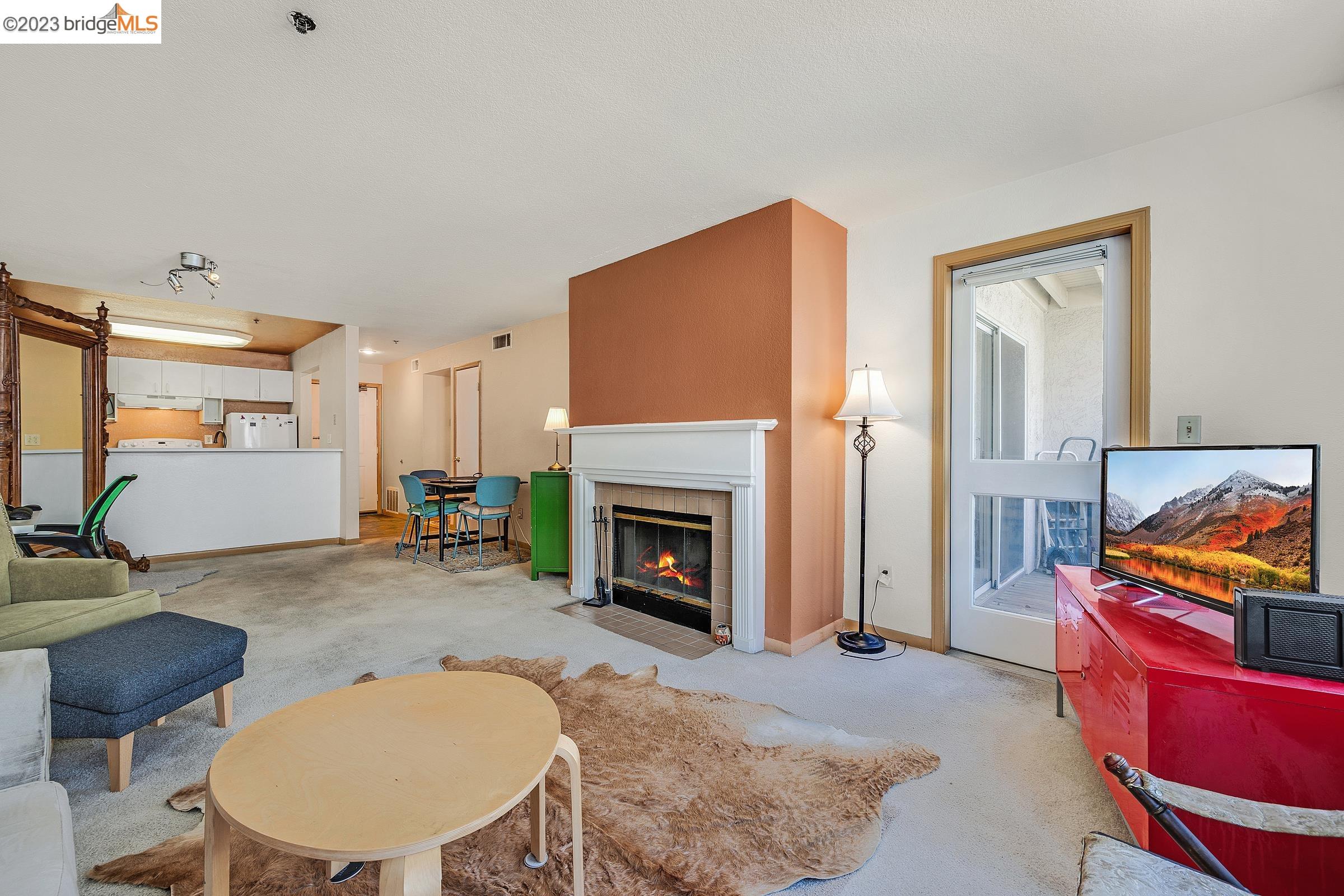 535 Pierce St 1205