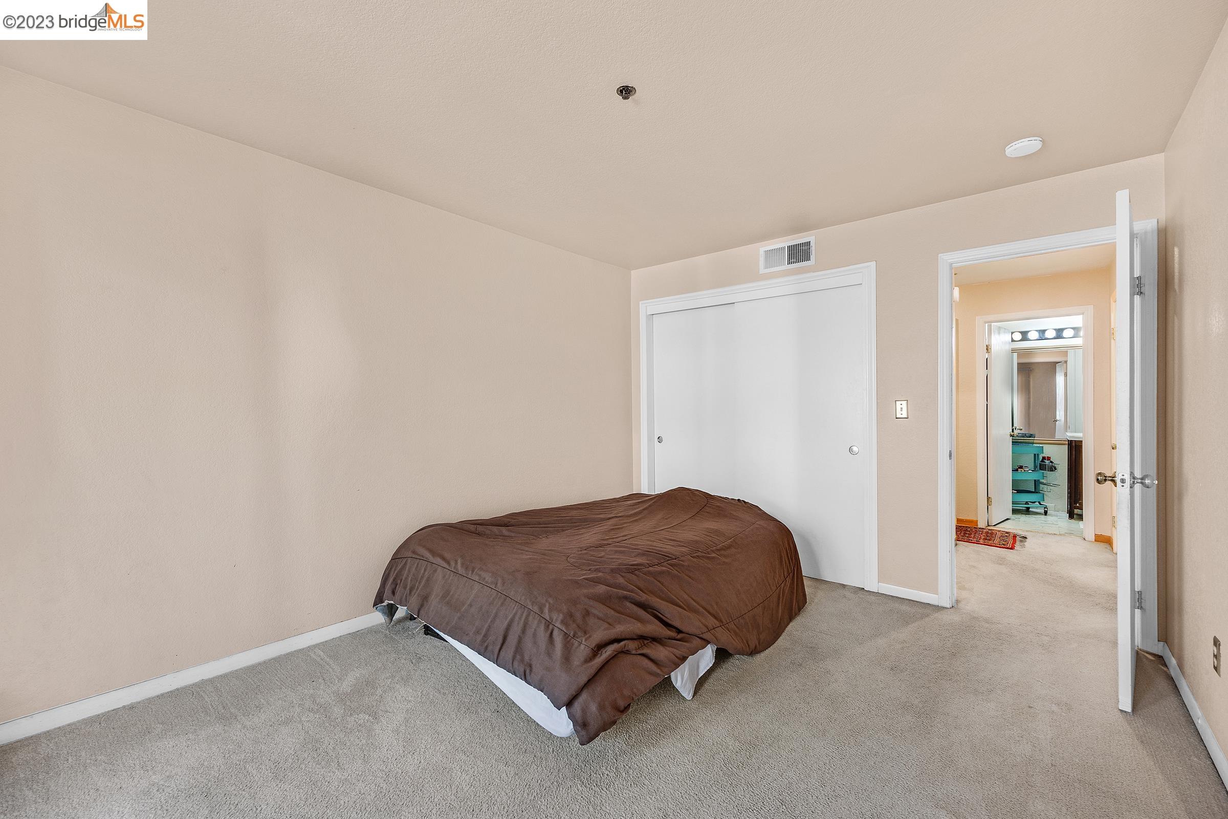 535 Pierce St 1205