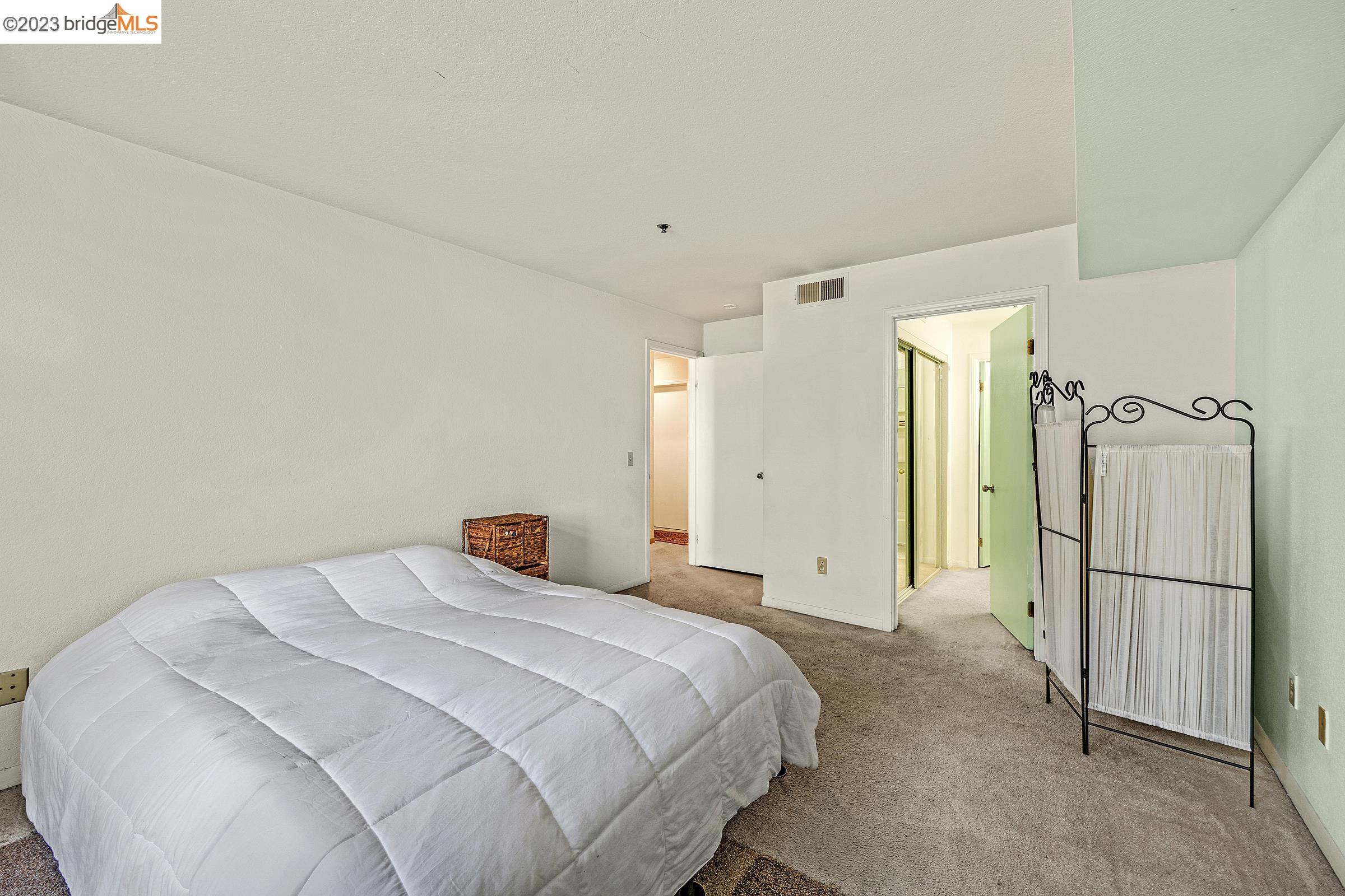 535 Pierce St 1205