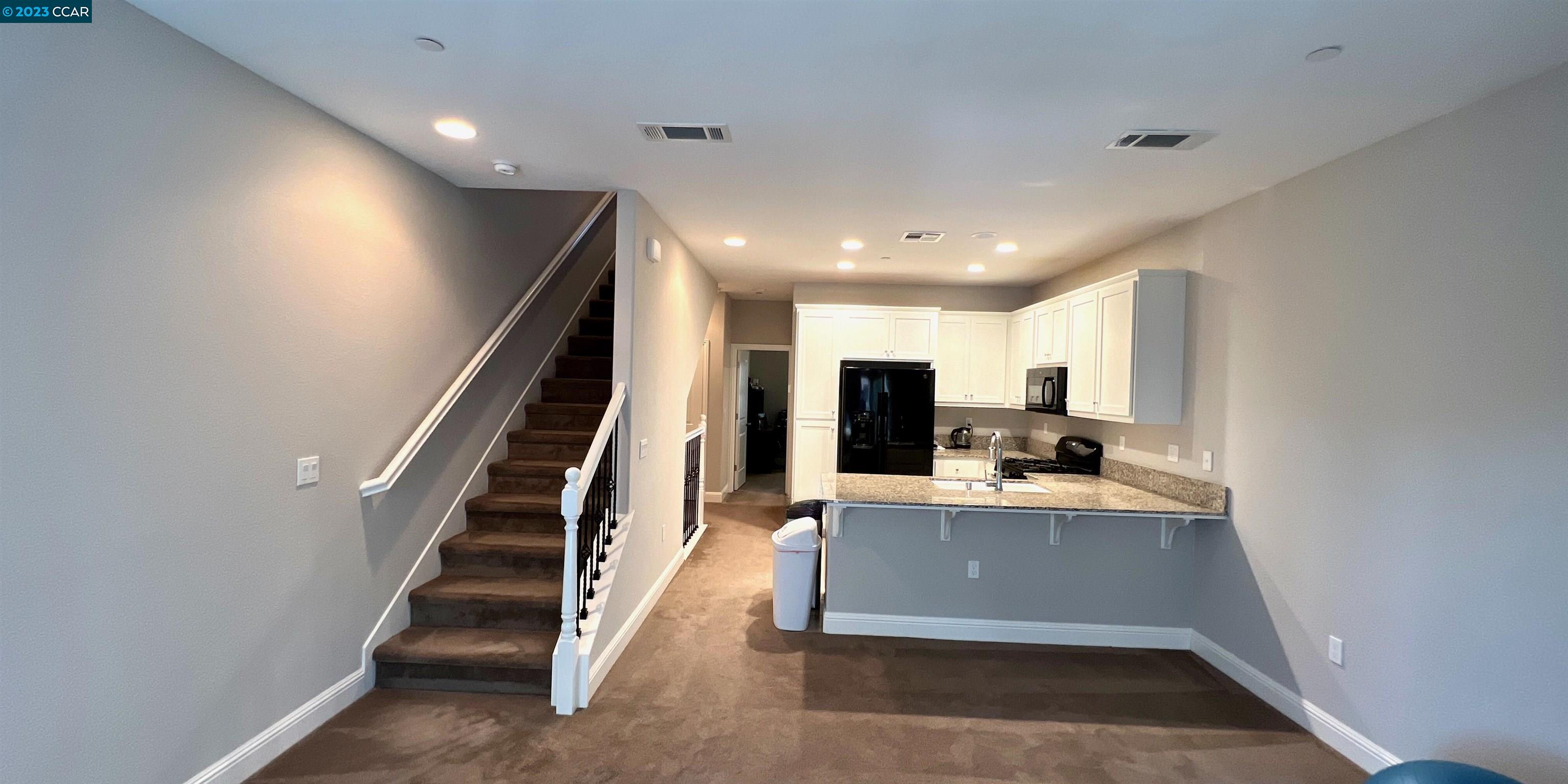 1252 Detroit Ave 2