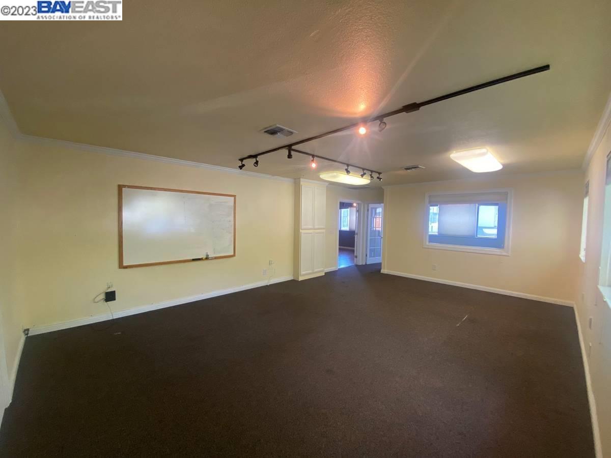 3400 Mt Diablo Blvd, Lafayette, California 94549, ,Commercial Lease,For Rent,3400 Mt Diablo Blvd,41044074