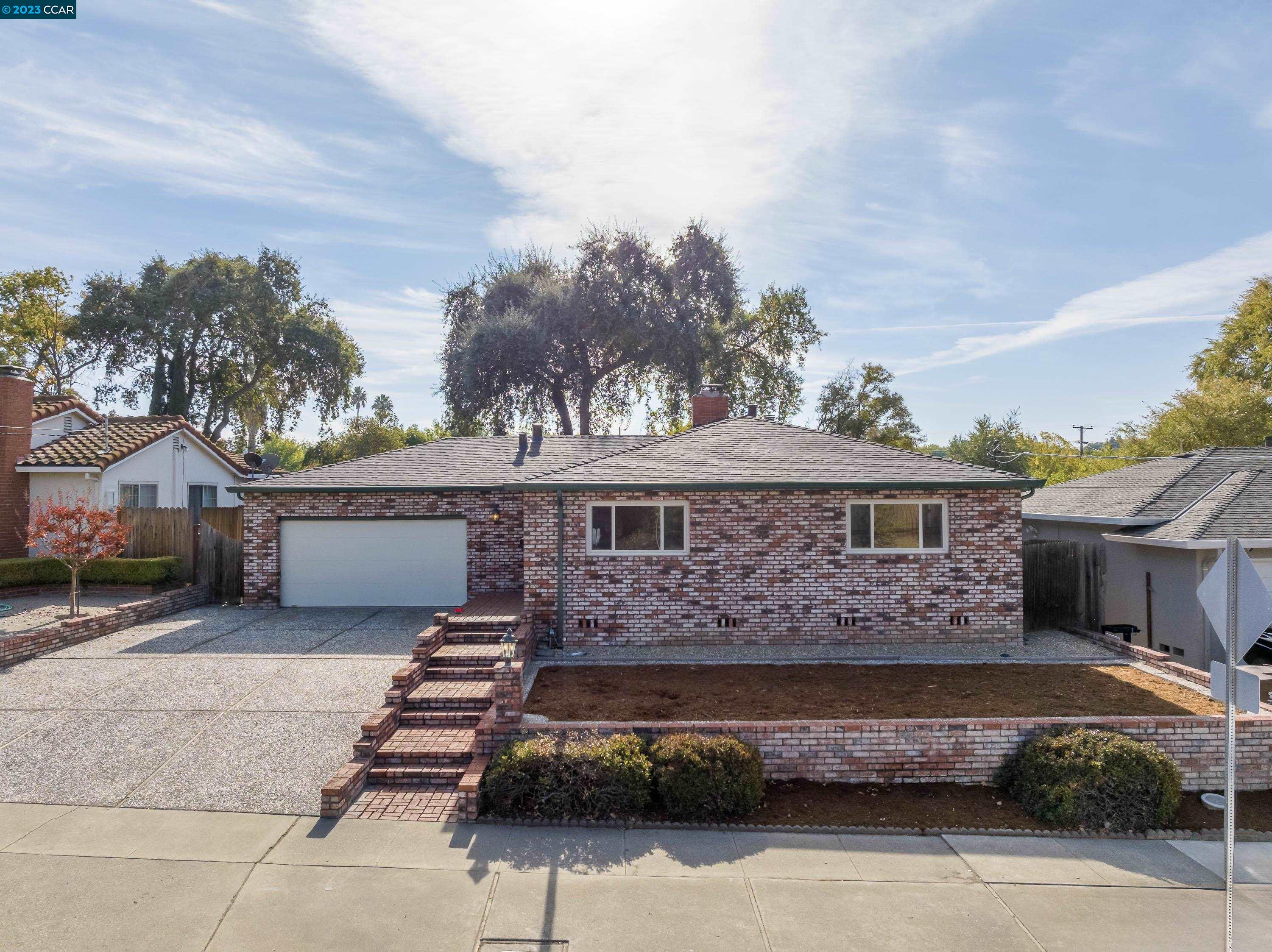 41 Clearbrook Rd, Antioch, CA 