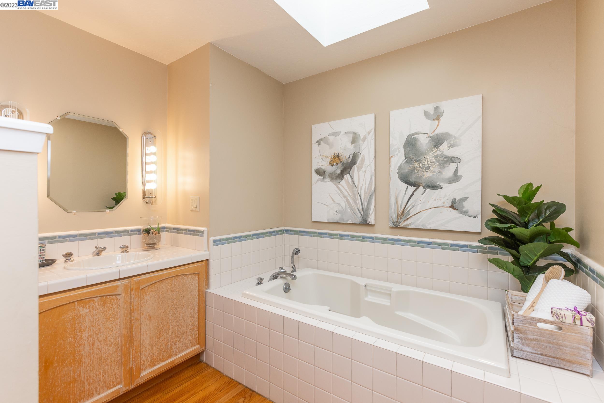 Detail Gallery Image 20 of 38 For 932 Cherrystone Dr, Los Gatos,  CA 95032 - 4 Beds | 2/1 Baths