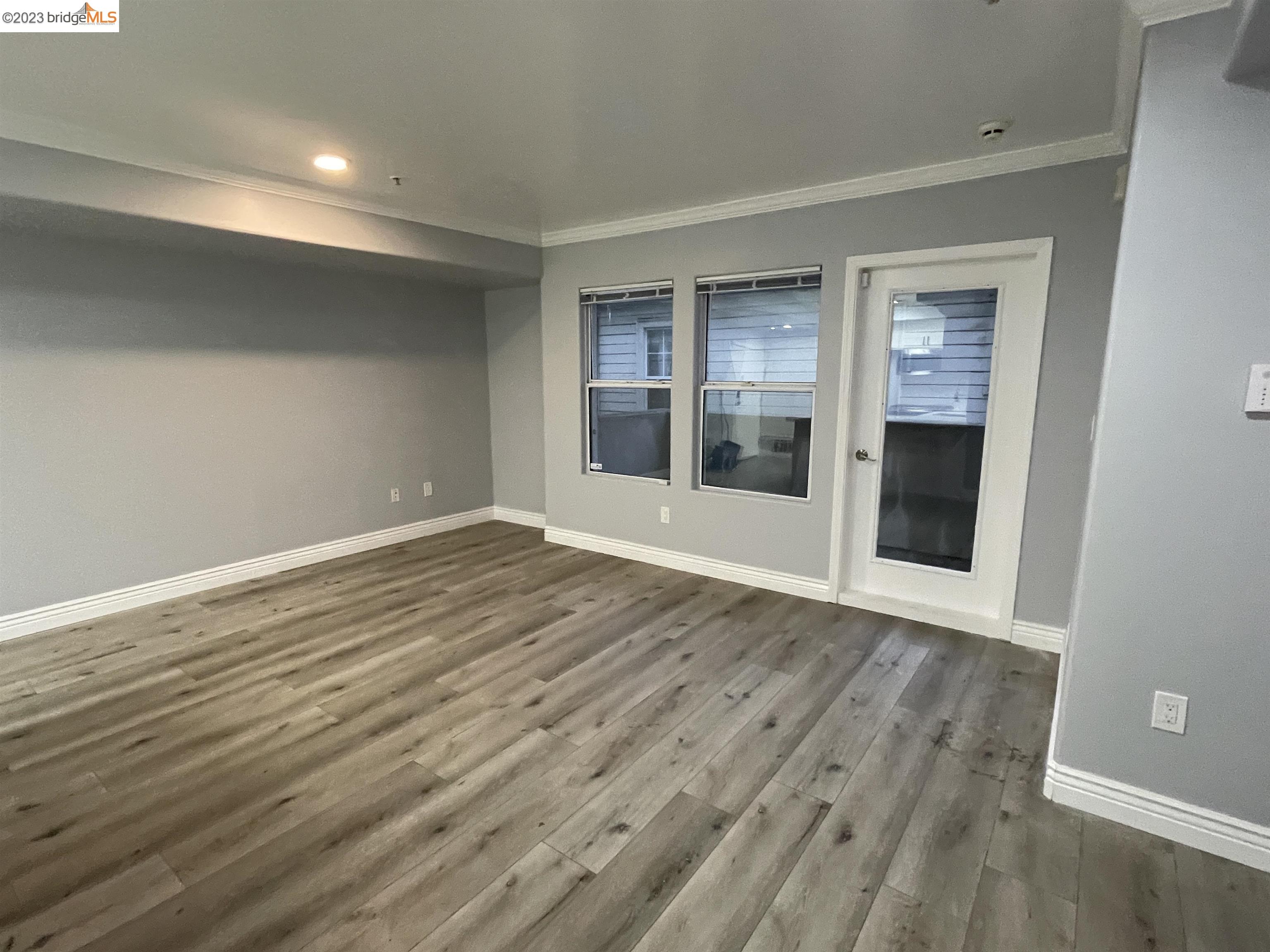 1515 14Th Ave # 203, Oakland, California 94606, 2 Bedrooms Bedrooms, 3 Rooms Rooms,1 BathroomBathrooms,Residential,For Sale,1515 14Th Ave # 203,41046415