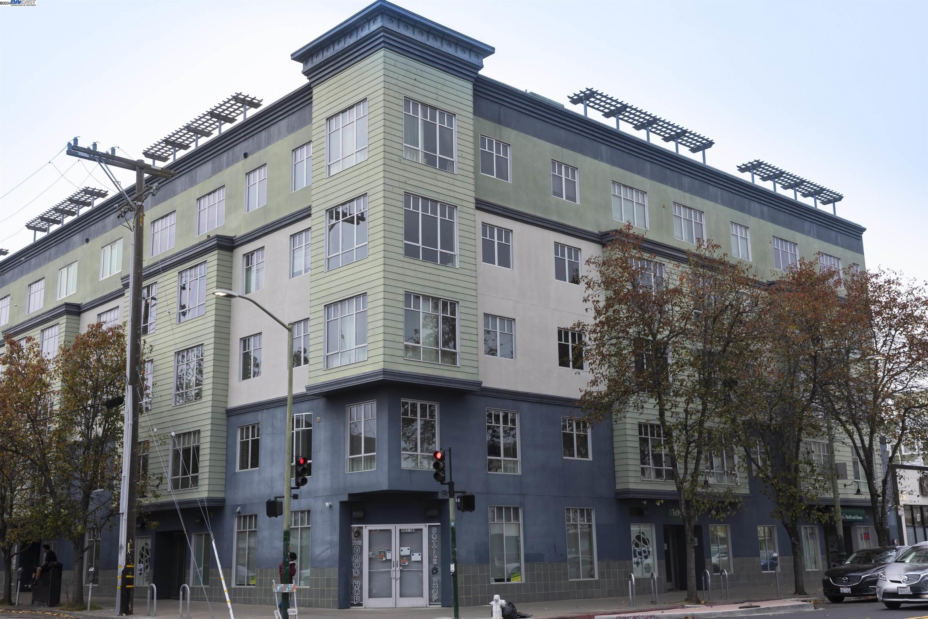 More Details about MLS # 41048330 : 2407 TELEGRAPH AVE # 311