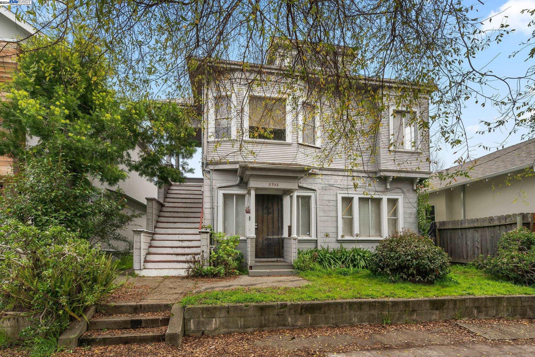 5956 Canning St, Oakland, CA 